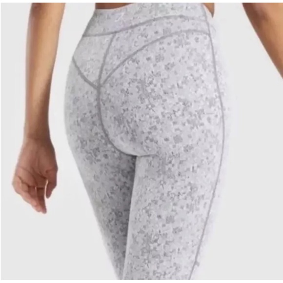 Gymshark Dry Fleur Texture Leggings Gray High Waisted Full Length Size Small - Picture 2 of 7